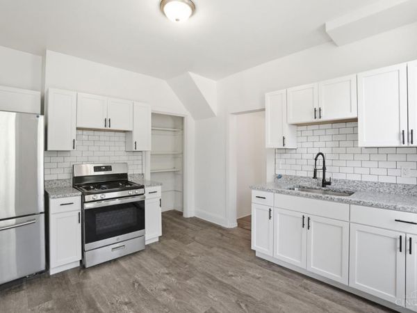 4569 N Edgewood Avenue, Cincinnati, OH 45232