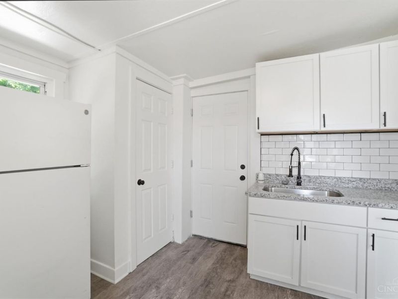 4569 N Edgewood Avenue, Cincinnati, OH 45232 Photo 29