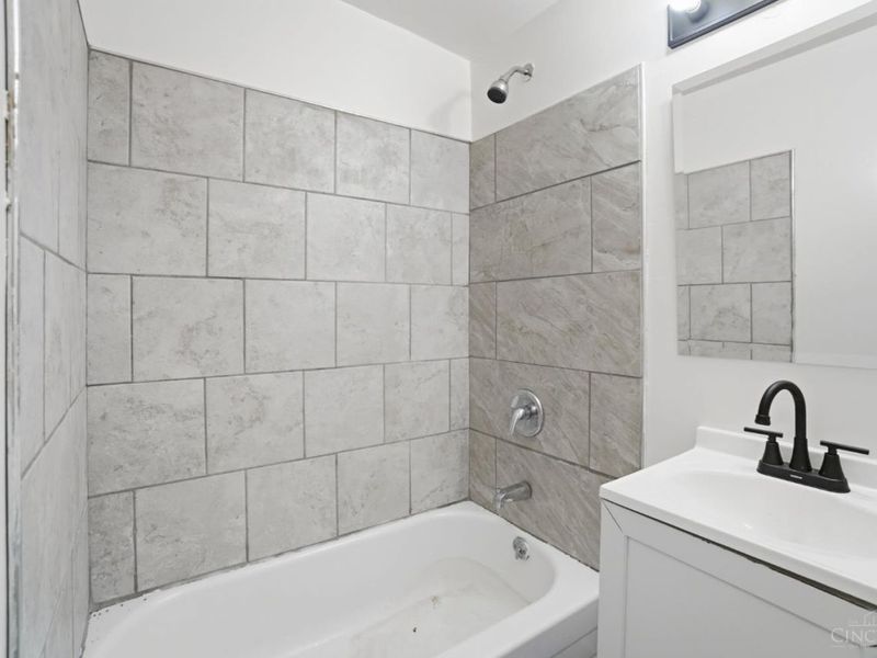 4569 N Edgewood Avenue, Cincinnati, OH 45232 Photo 37