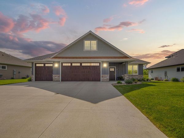 104 Dancing Waters Circle, Mankato, MN 56001