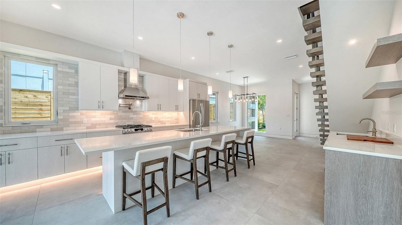 2225 Florinda Street, Sarasota, FL 34231 Photo