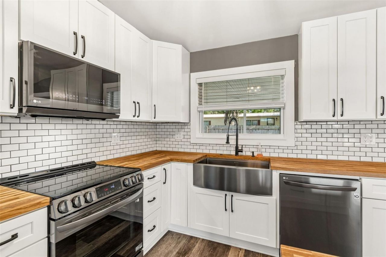 9506 Andy Drive, Hudson, FL 34669 Photo