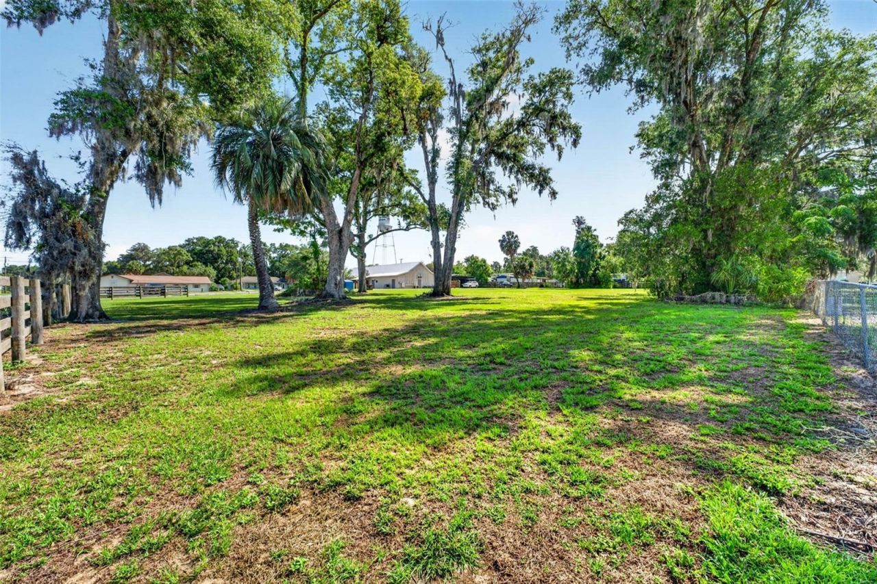 32750 Pennsylvania Avenue, San Antonio, FL 33576 Photo