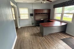 2019 Highmarket St.  photo 4