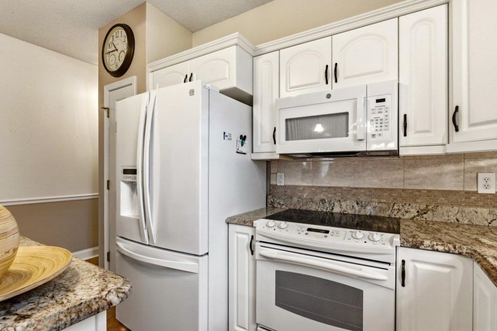 555 Sand Ridge Rd.  Photo 15