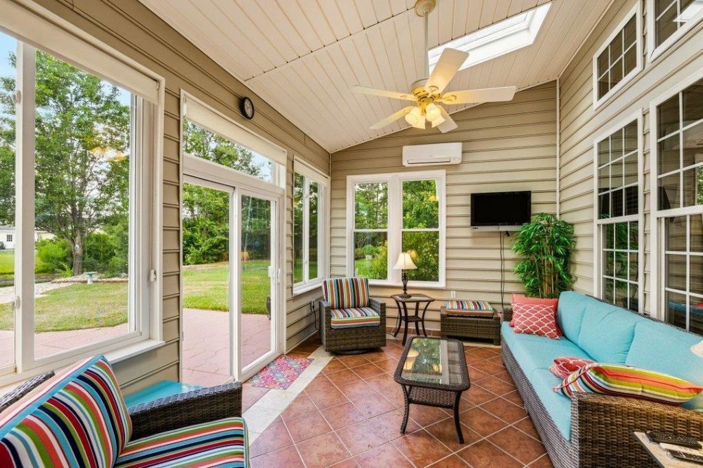 555 Sand Ridge Rd.  Photo 20