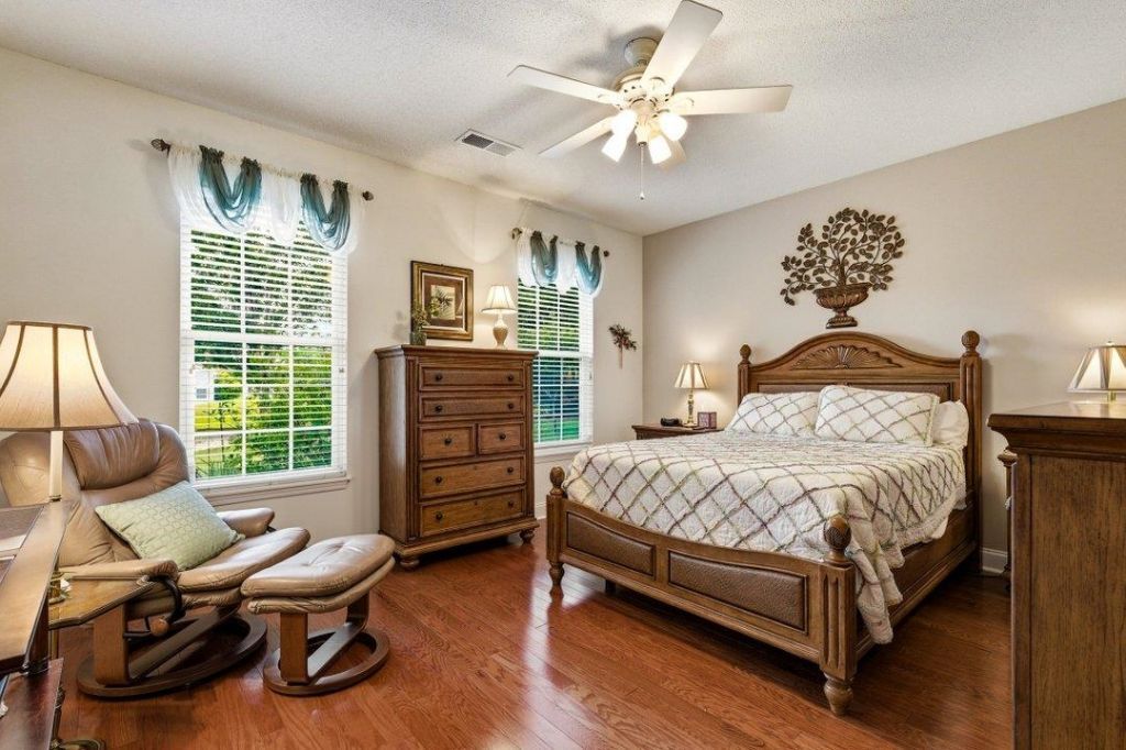 555 Sand Ridge Rd.  Photo 22