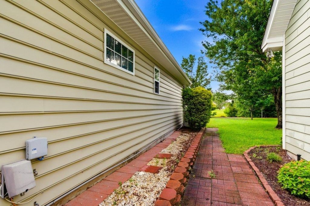555 Sand Ridge Rd.  Photo 31