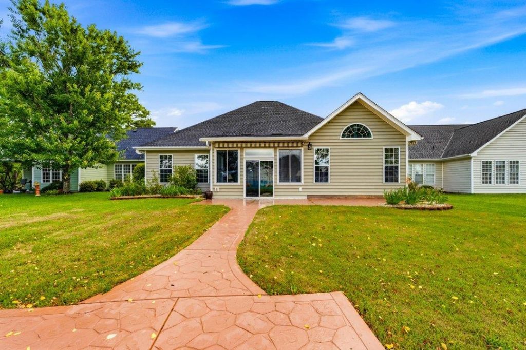 555 Sand Ridge Rd.  Photo 36