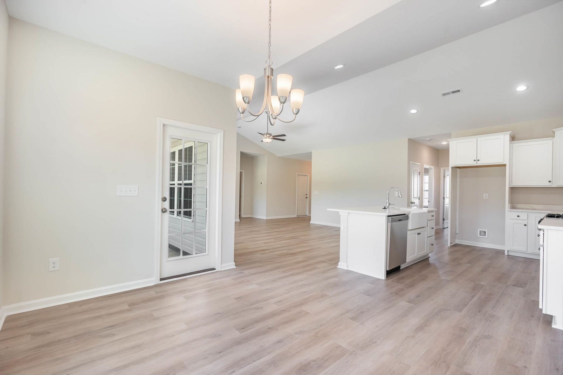 191 Stillbrook Dr. Photo 11
