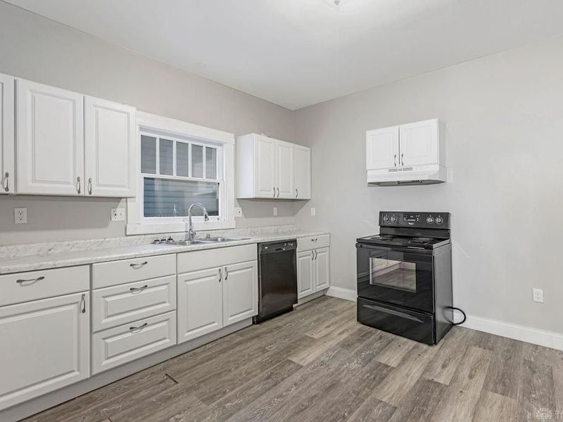 1628 Wyoming Street, Dayton, OH 45410 Photo 8