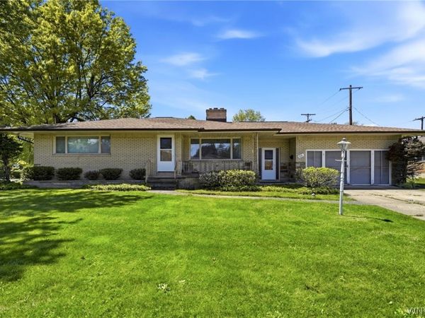 26 Brian Lane , Buffalo, NY 14224