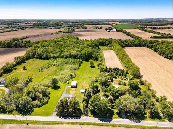 N6614 Ziebell Road, Jefferson, WI 53549