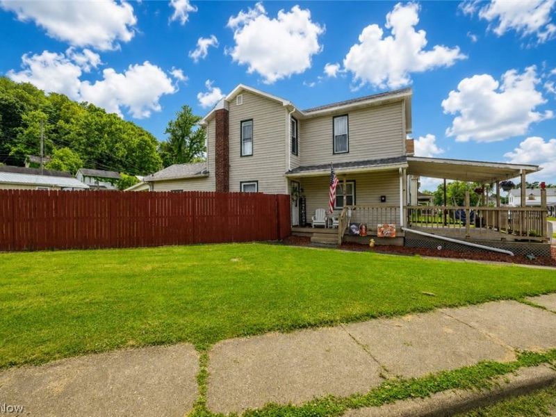 544 E High Street , Uhrichsville, OH 44683 Photo 3