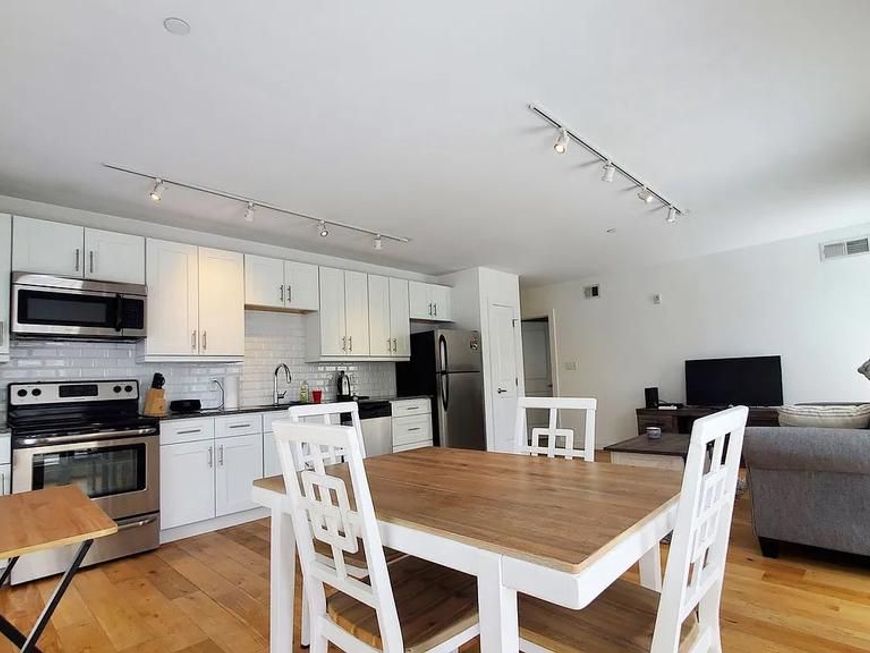 224 Church Street, Unit 213, Philadelphia, PA 19106 Main Photo