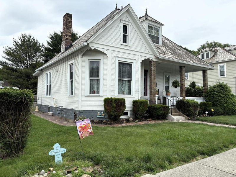 309 N Mulberry Street , Logan, OH 43138 Photo 1