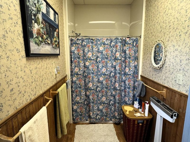 309 N Mulberry Street , Logan, OH 43138 Photo 16