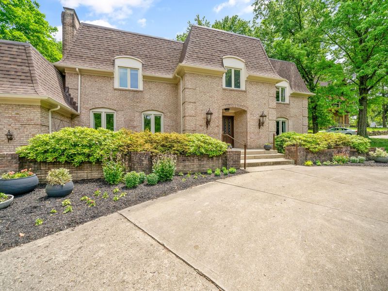 546 Indian Mound Road, Columbus, OH 43213 Photo 7