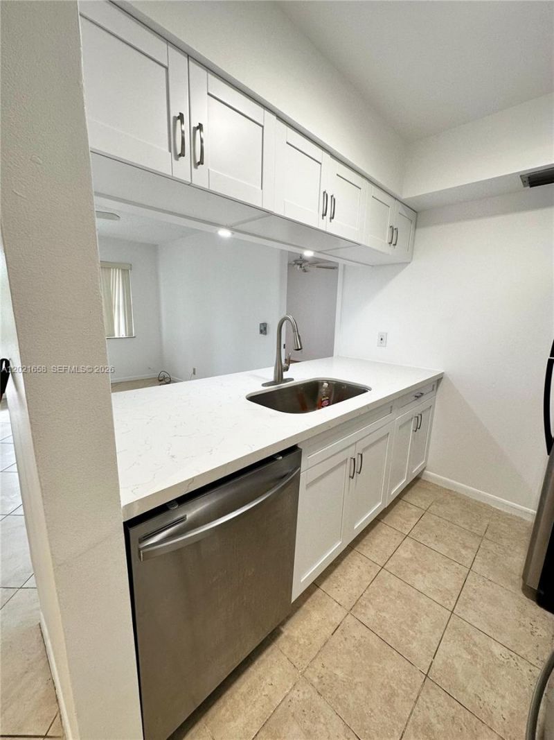 7137 Golf Colony Ct , Unit 202, Lake Worth, FL 33467 Photo