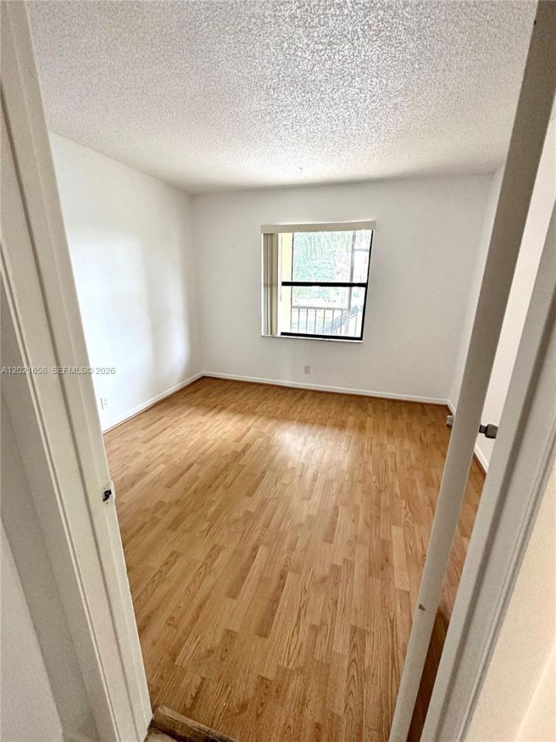 7137 Golf Colony Ct , Unit 202, Lake Worth, FL 33467 Photo