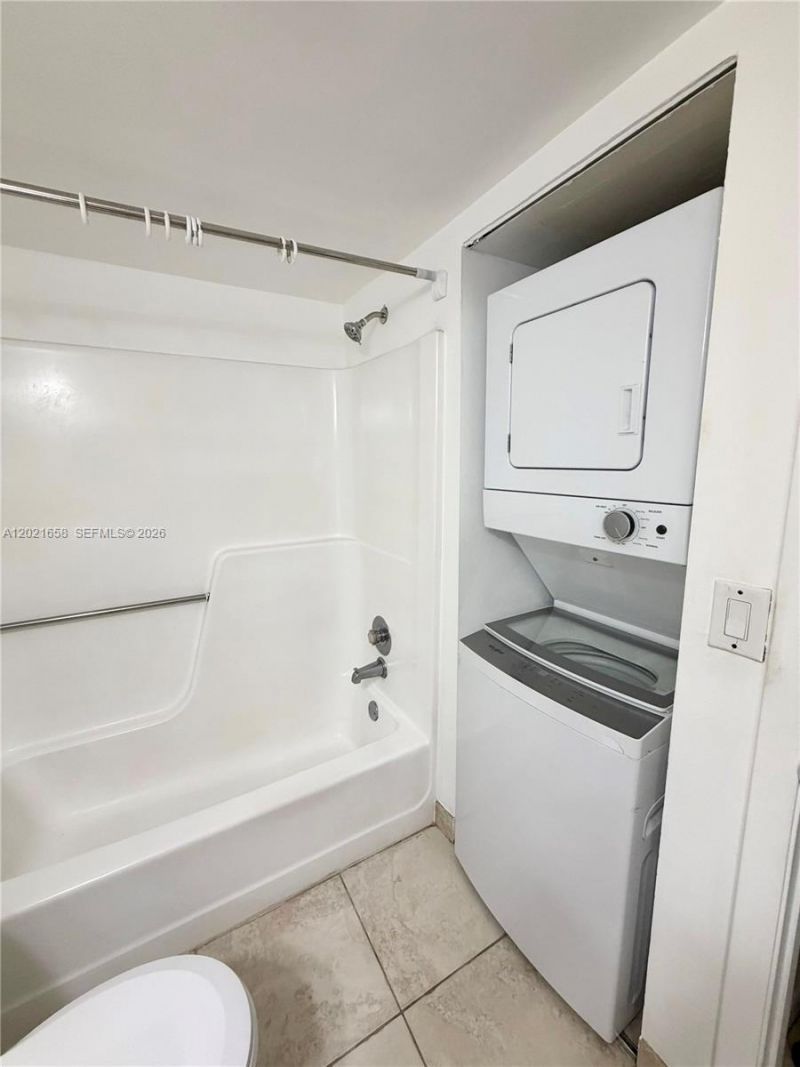 7137 Golf Colony Ct , Unit 202, Lake Worth, FL 33467 Photo