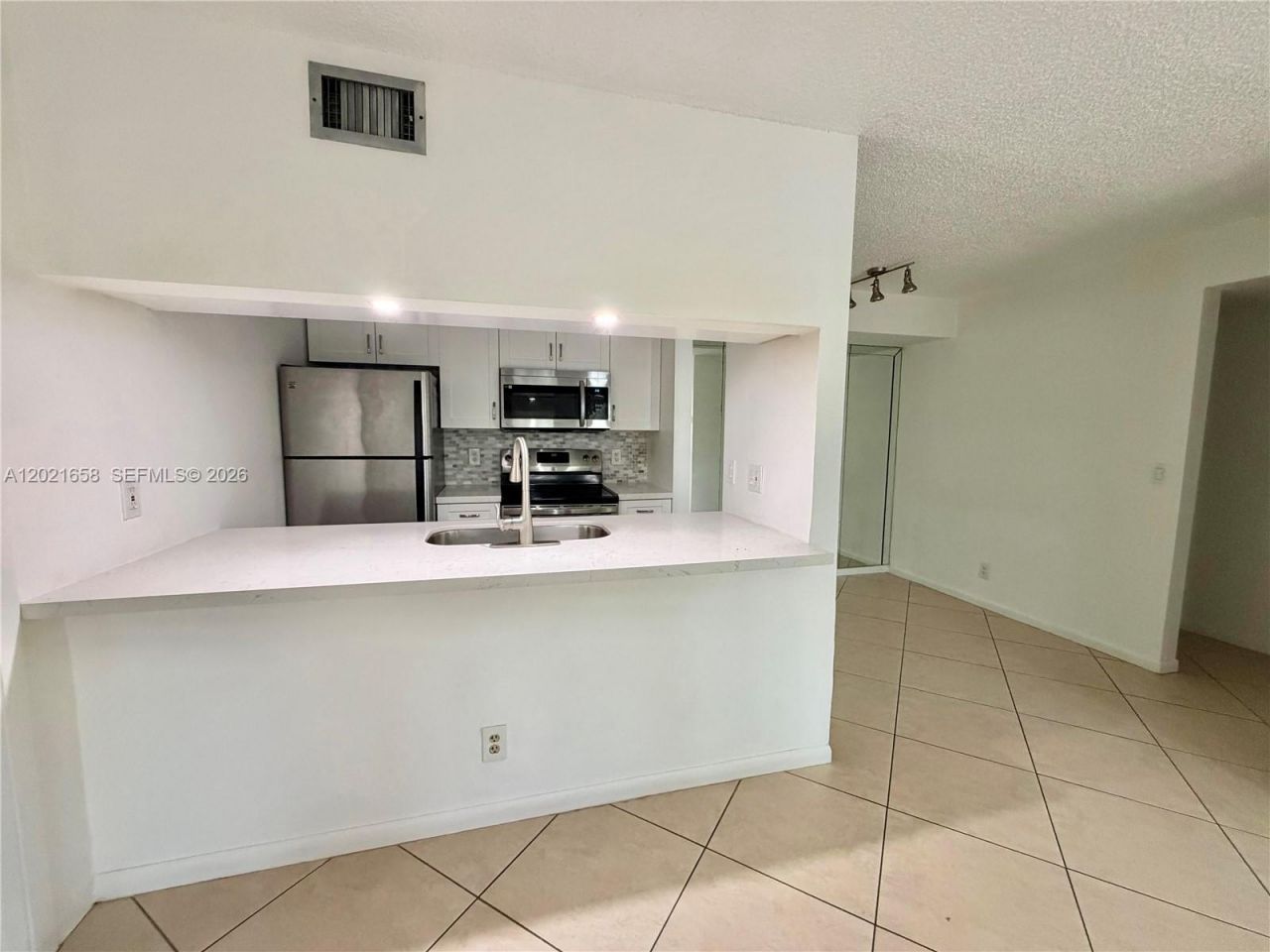 7137 Golf Colony Ct , Unit 202, Lake Worth, FL 33467 Photo
