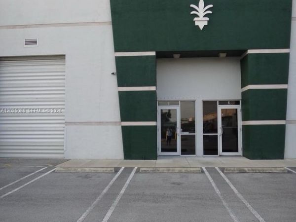 1365 NW 98th Ct , Unit 5, Doral, FL 33172
