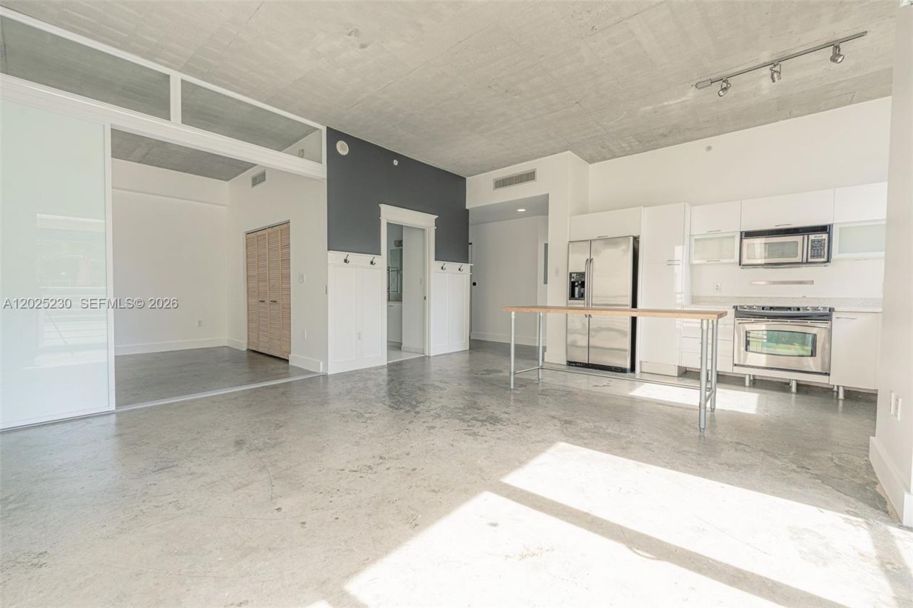 133 NE 2nd Ave , Unit 312, Miami, FL 33132 Photo