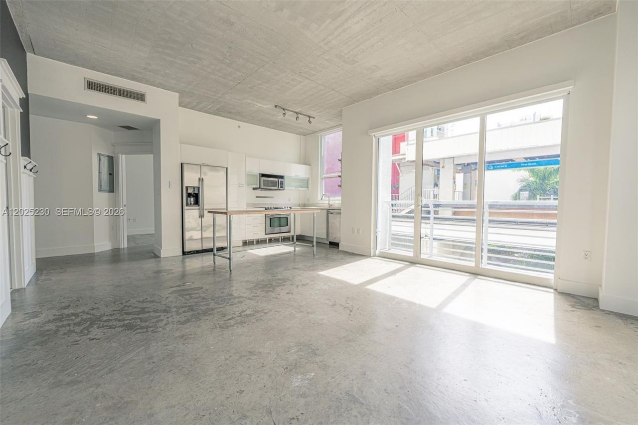 133 NE 2nd Ave , Unit 312, Miami, FL 33132 Photo