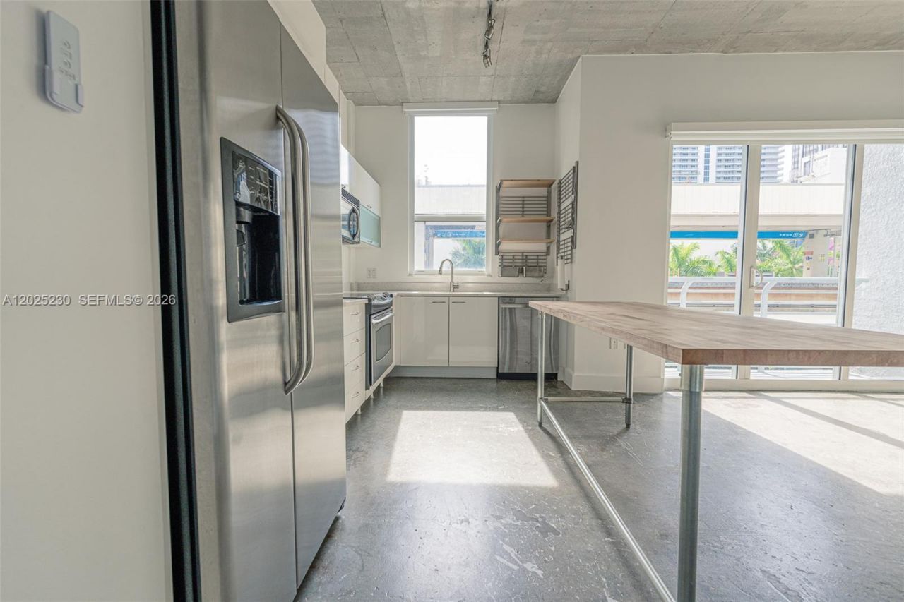 133 NE 2nd Ave , Unit 312, Miami, FL 33132 Photo