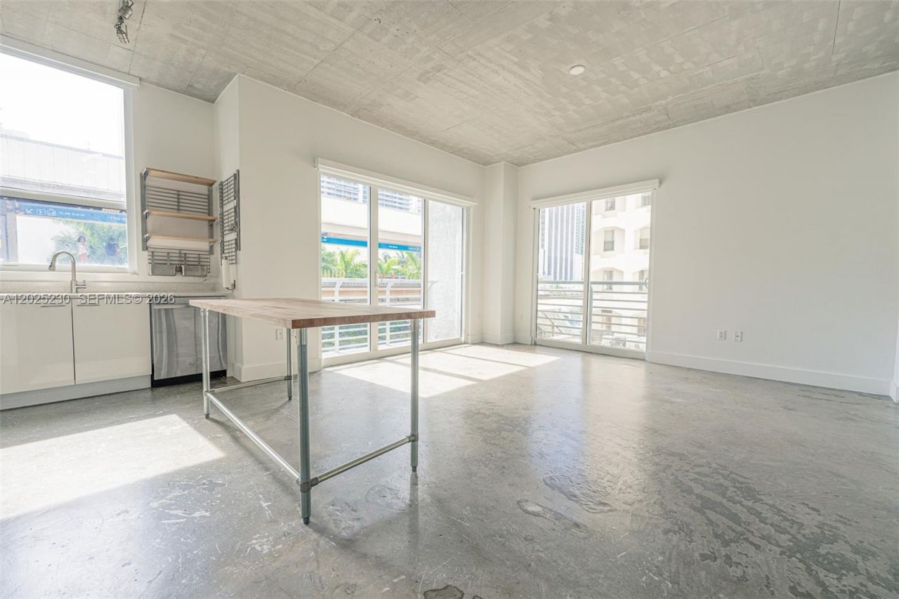 133 NE 2nd Ave , Unit 312, Miami, FL 33132 Photo
