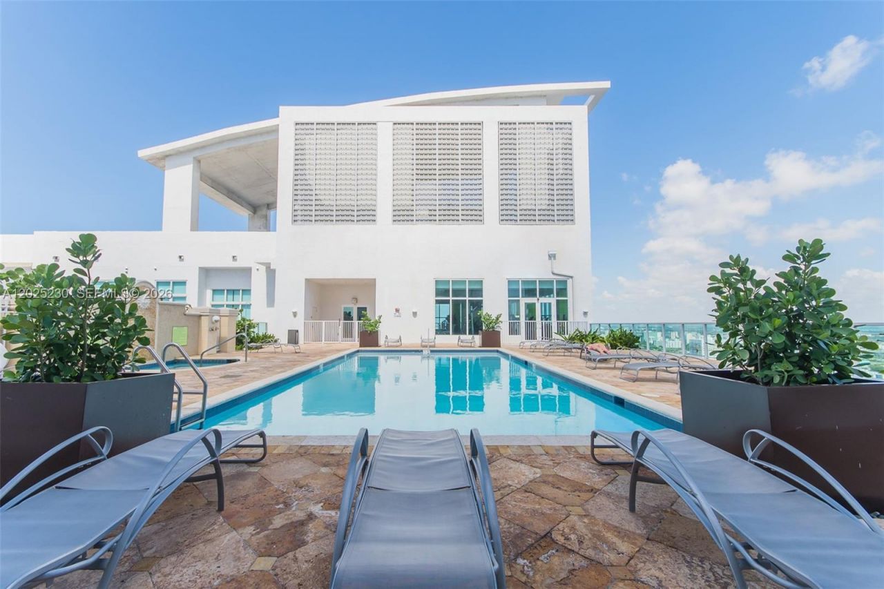 133 NE 2nd Ave , Unit 312, Miami, FL 33132 Photo