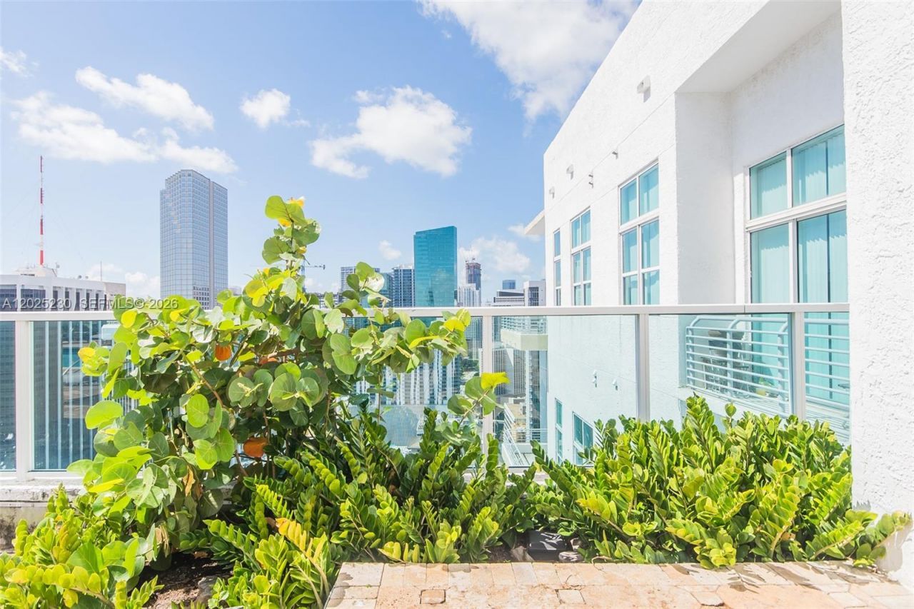 133 NE 2nd Ave , Unit 312, Miami, FL 33132 Photo