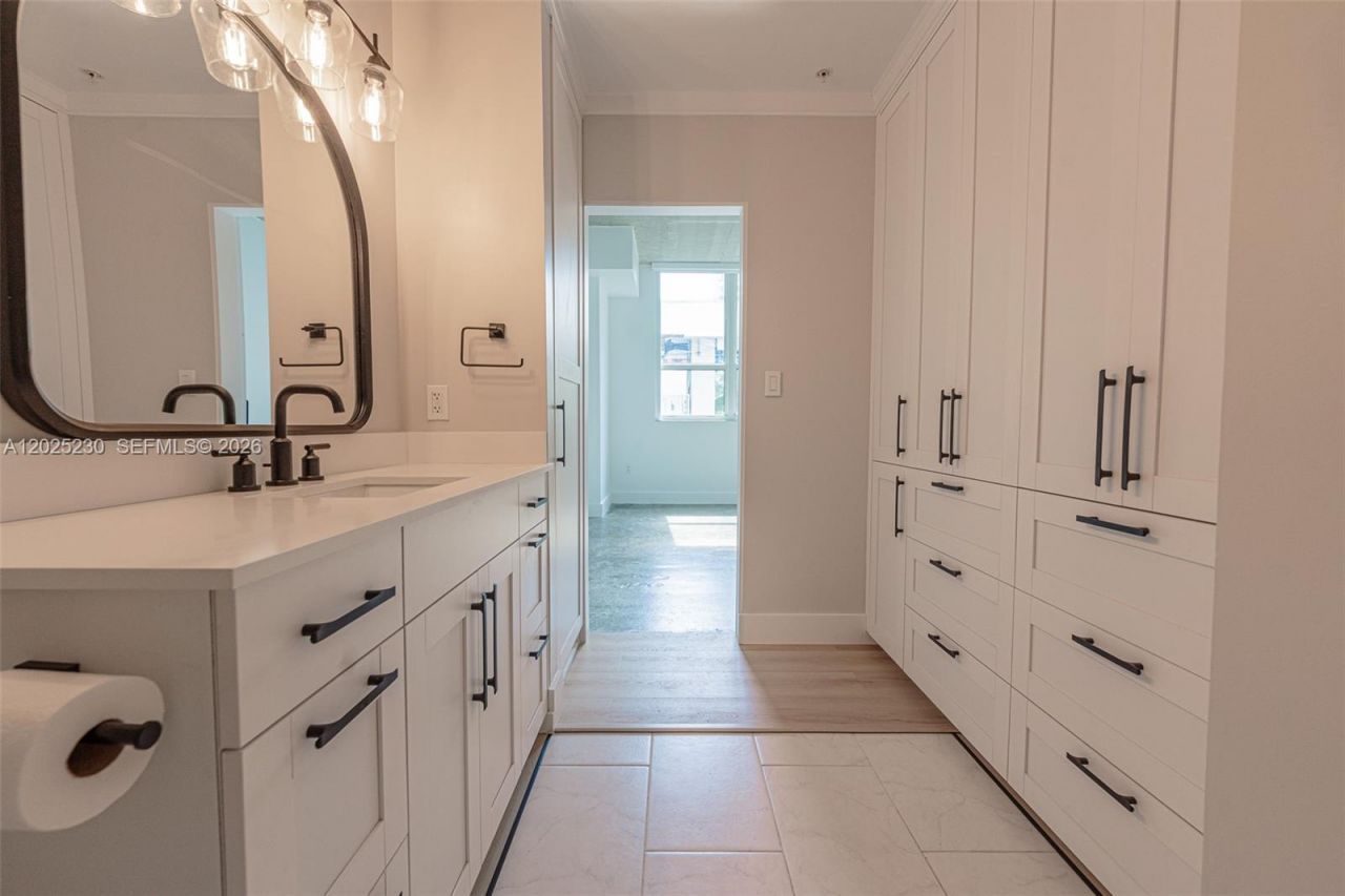 133 NE 2nd Ave , Unit 312, Miami, FL 33132 Photo
