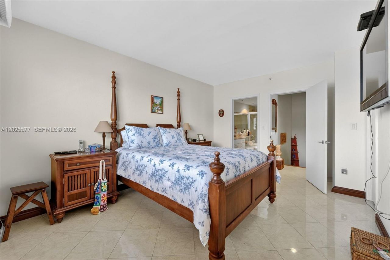 50 Ocean Lane Dr , Unit PH601, Key Biscayne, FL 33149 Photo