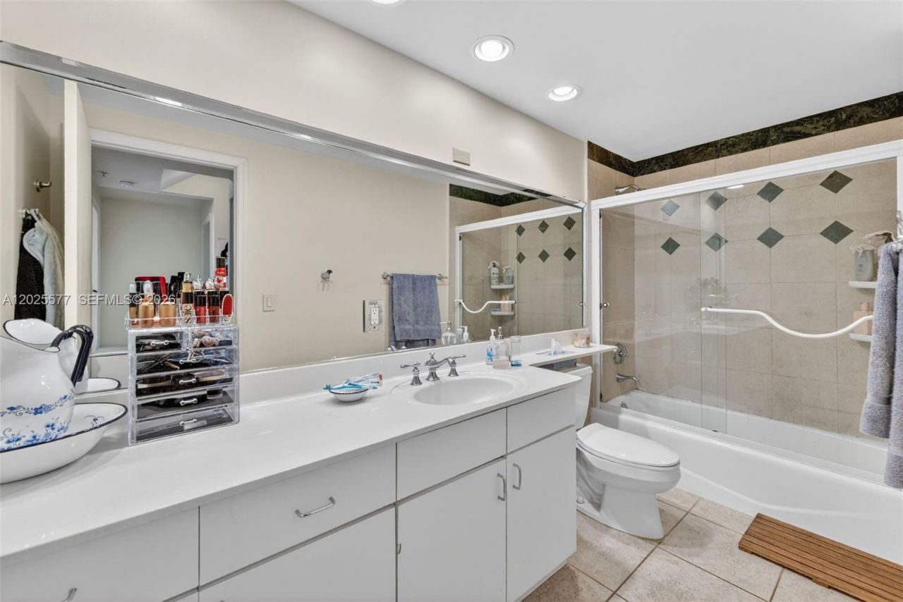 50 Ocean Lane Dr , Unit PH601, Key Biscayne, FL 33149 Photo