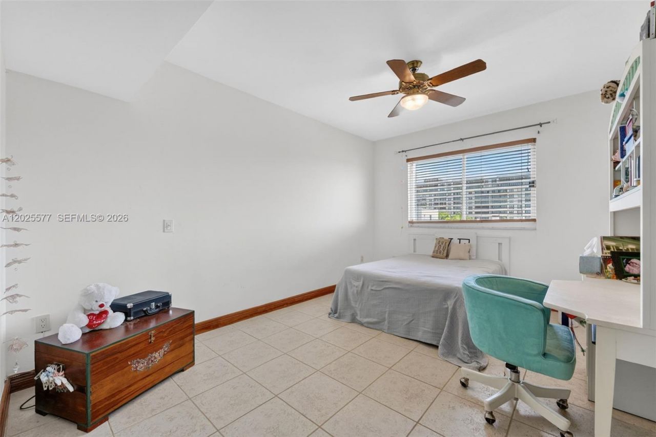 50 Ocean Lane Dr , Unit PH601, Key Biscayne, FL 33149 Photo