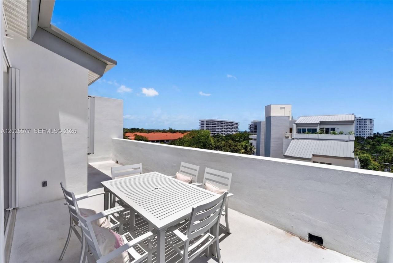 50 Ocean Lane Dr , Unit PH601, Key Biscayne, FL 33149 Photo