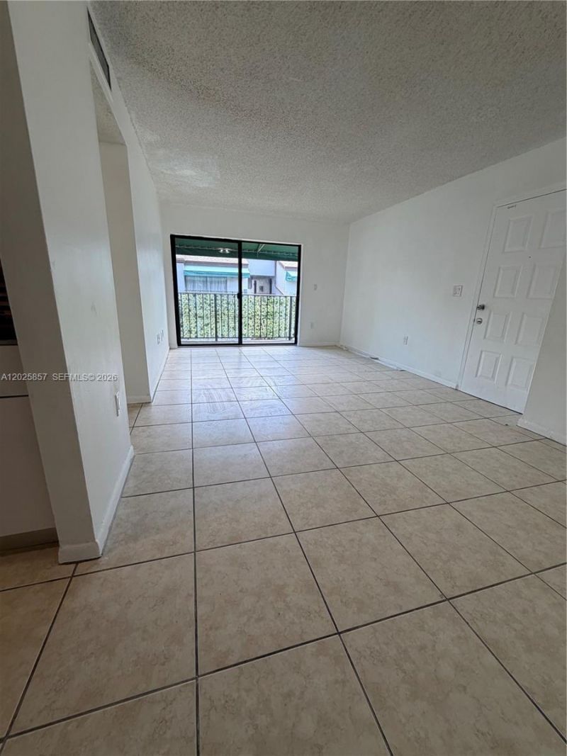 7429 SW 152nd Ave , Unit 13-205, Miami, FL 33193 Photo