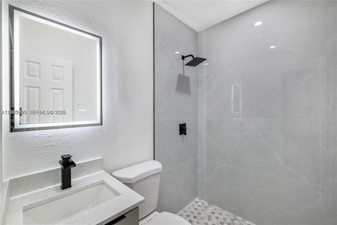 6901 NW 4th Ct , Unit A, Miami, FL 33150 Photo