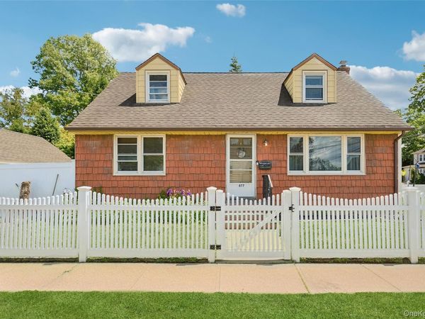 2877 Calvin Road, Oceanside, NY 11572