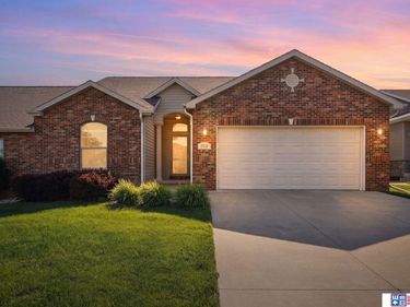 7518 Nashway Road , Lincoln, NE 68516