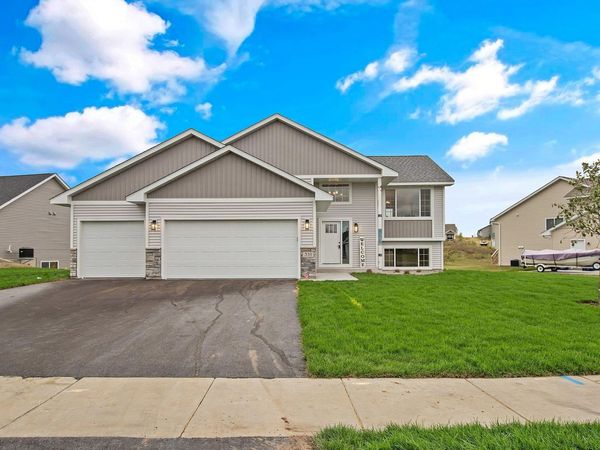 318 Aspen Drive, Somerset, WI 54025
