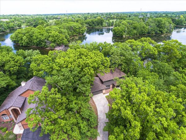 1473 Lake Park Circle, Eagan, MN 55122