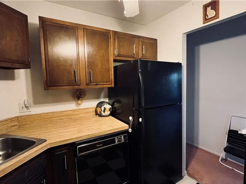 3675 Clague Road, Unit 306, North Olmsted, OH 44070 Photo 11