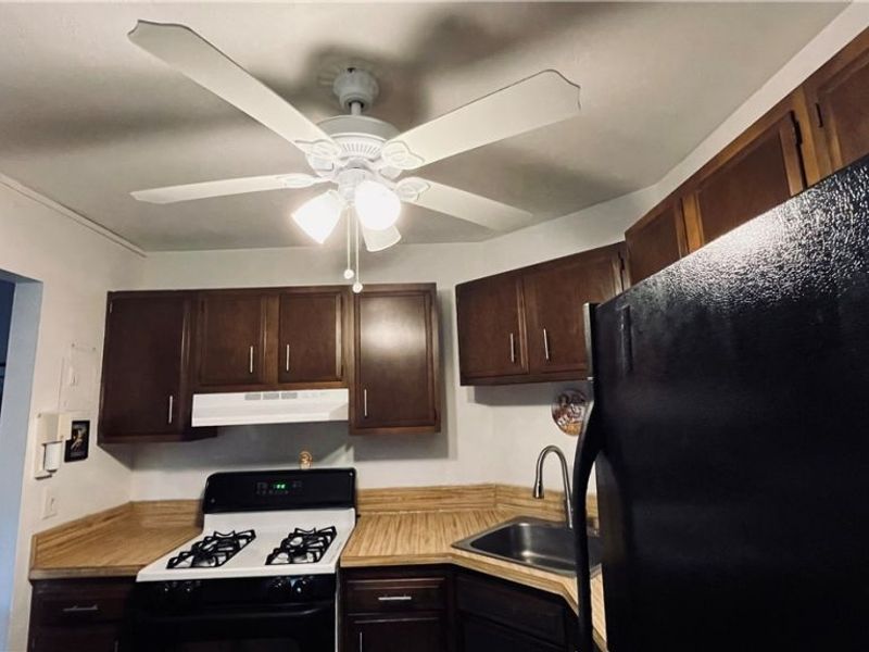 3675 Clague Road, Unit 306, North Olmsted, OH 44070 Photo 9