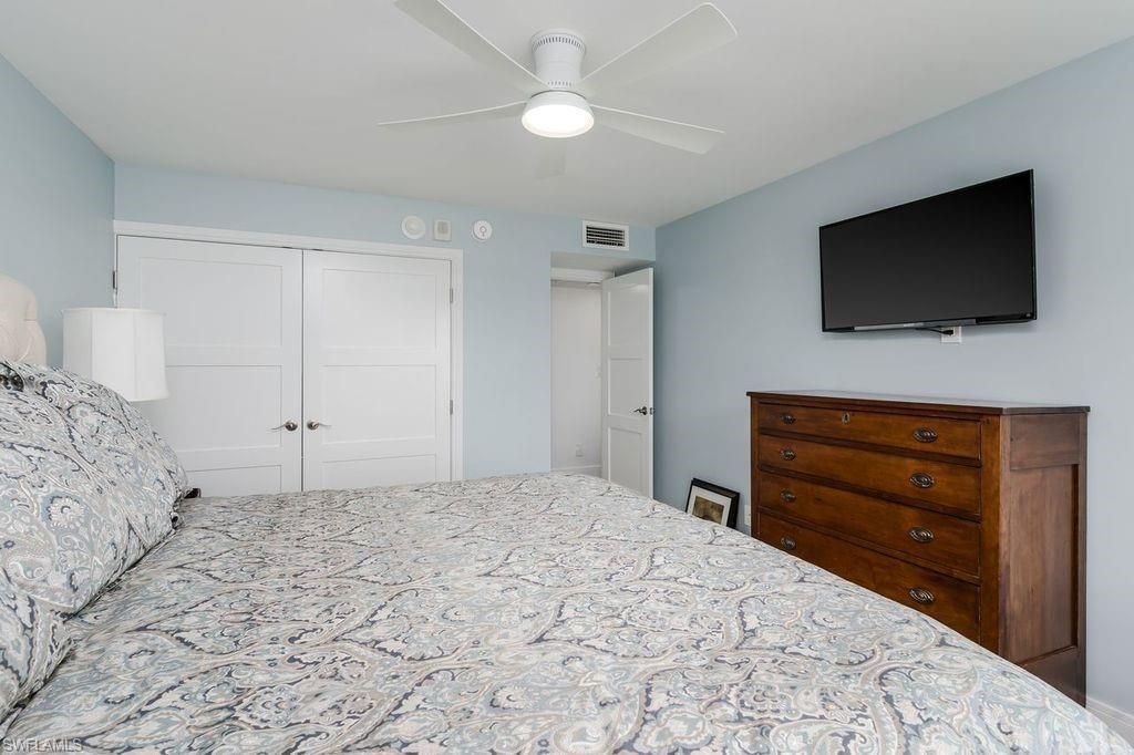 3420 Gulf Shore Blvd N, Unit 14, Naples, FL 34103 Photo
