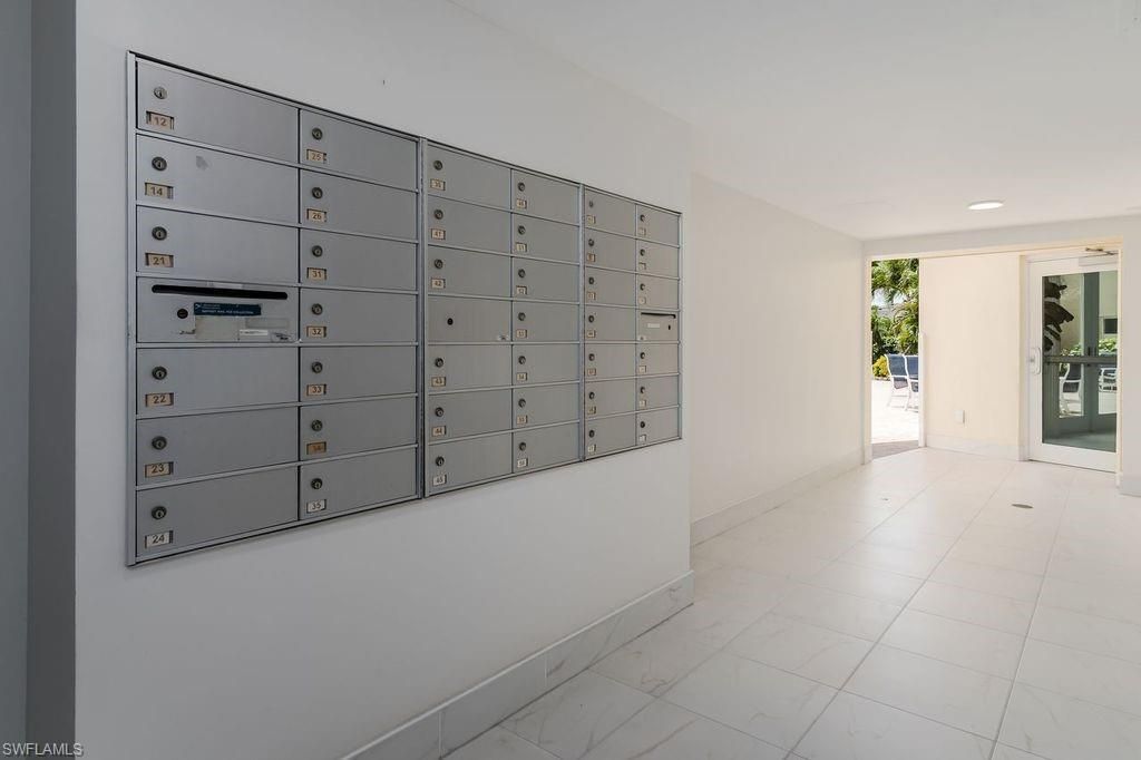 3420 Gulf Shore Blvd N, Unit 14, Naples, FL 34103 Photo