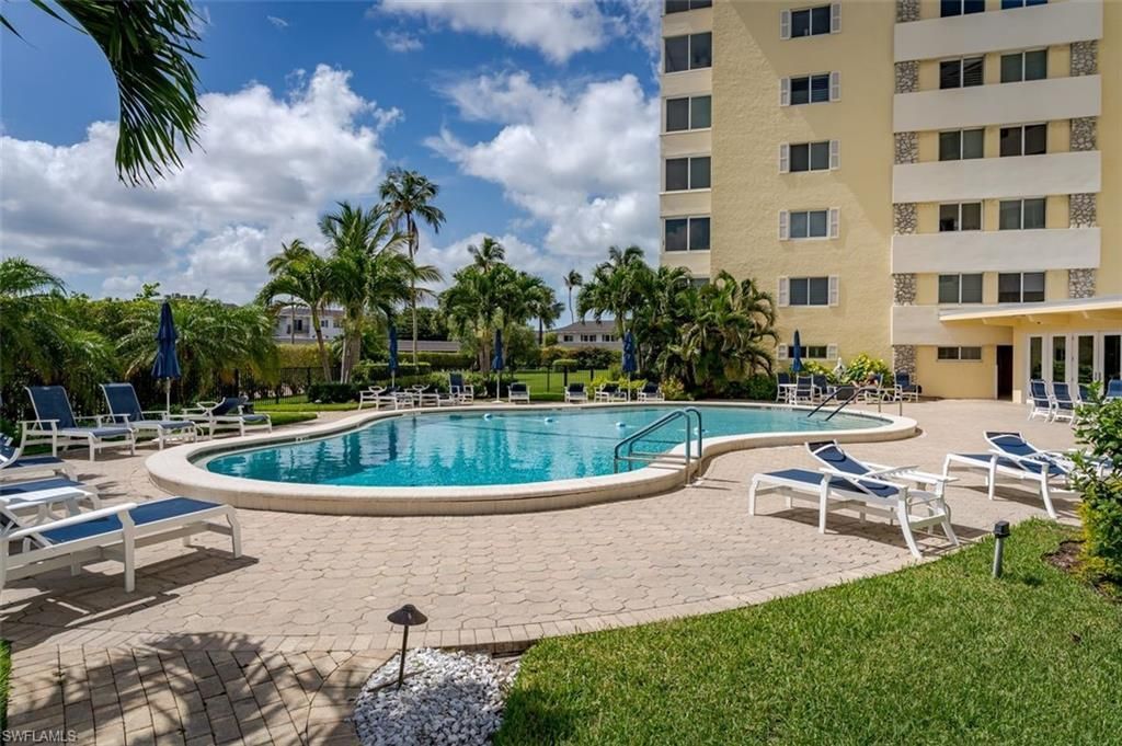 3420 Gulf Shore Blvd N, Unit 14, Naples, FL 34103 Photo