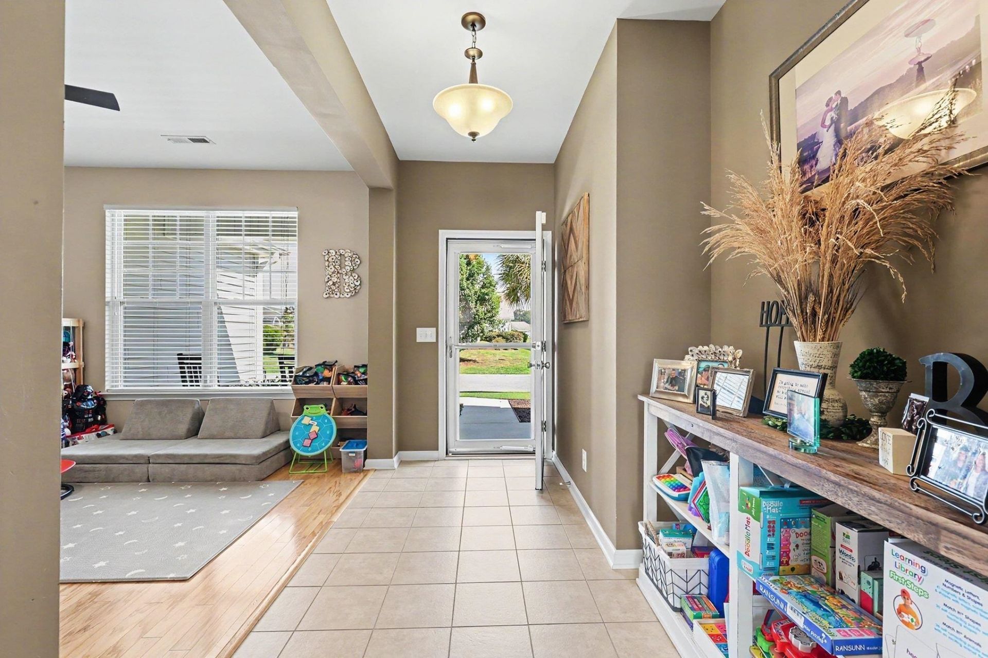 608 Sabel Springs Way  Photo 5